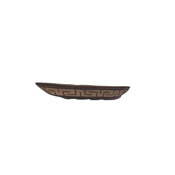 Pirogue tribale à encens